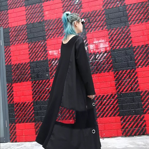 Bad Bunny Oversize Top - Picture 6 of 7